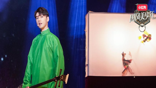 刘丰上演三弦+皮影戏 怀念传统民乐流行的年代