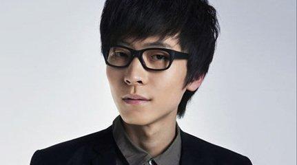 2006年在《我型我秀》上夺全国总冠军，现在开起加工厂。