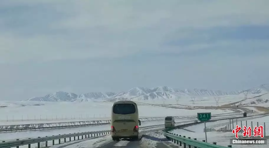 护送学生的回家路