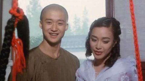 吴京在古龙小说改编的电视剧《策马啸西风》里是恣意风流的翩翩少年郎。