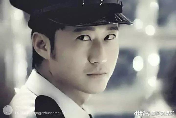 年轻时候的日常照，小图晃眼以为是黎明有没有？