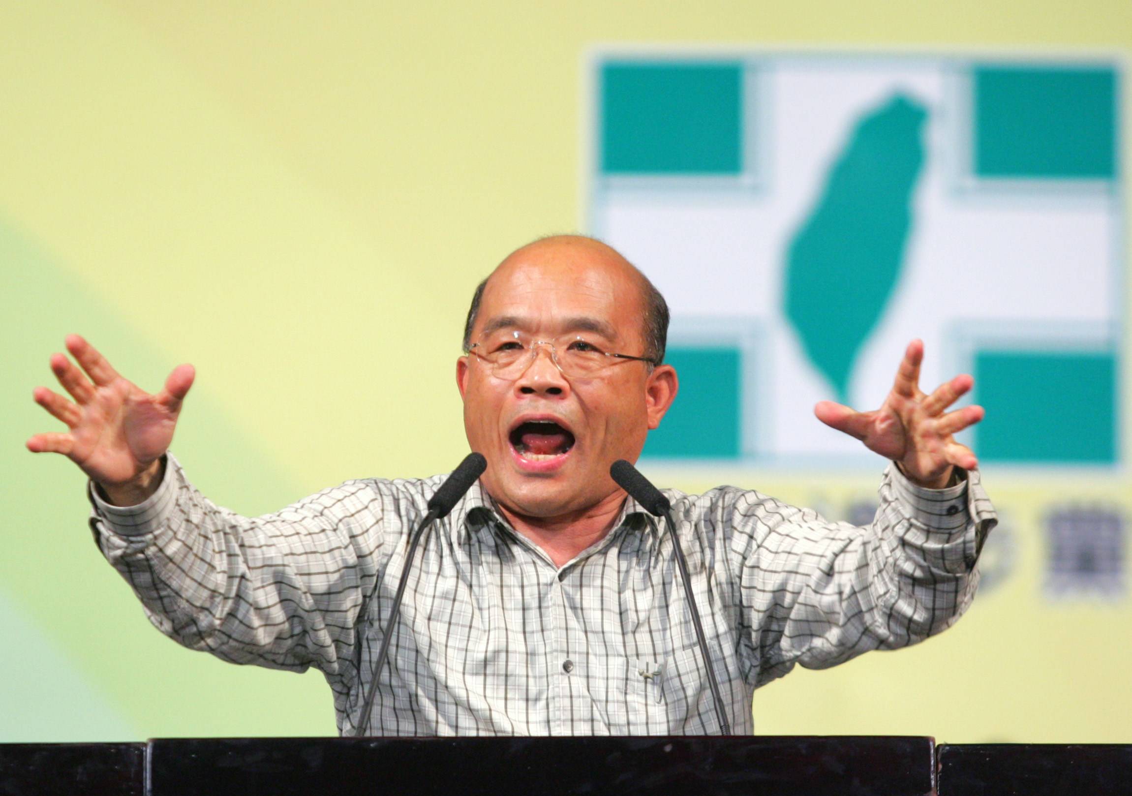 苏贞昌自曝春节加班 台名嘴引《甄嬛传》名句嘲讽