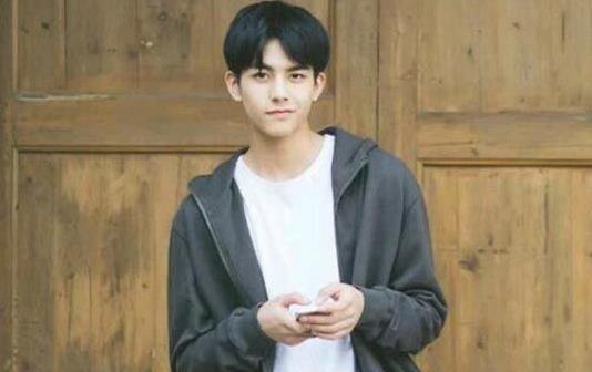 出生日期:1999年3月25日