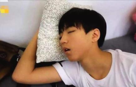 第二位：王鹤棣