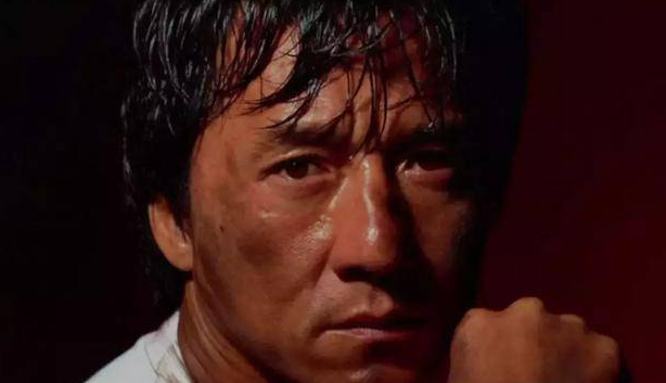 【成龙:双眼皮成事业分水岭】