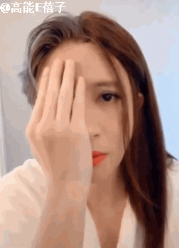 视频出来后，不少网友盯上了他的口红色号。