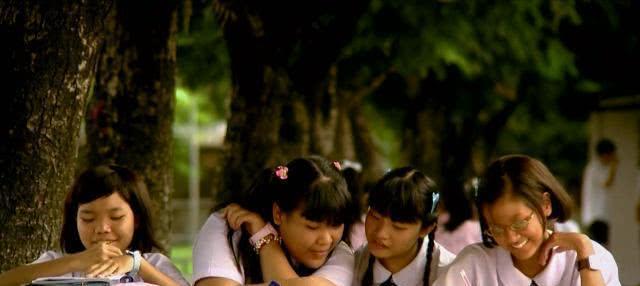 期待翻拍剧《初恋那件小事》的正式播出，让我们一起见证赵今麦的“大变身”吧！