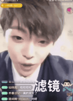 
袁咏仪还曾在微博上晒出自己美图之后的照片，把自己都丑吐了。