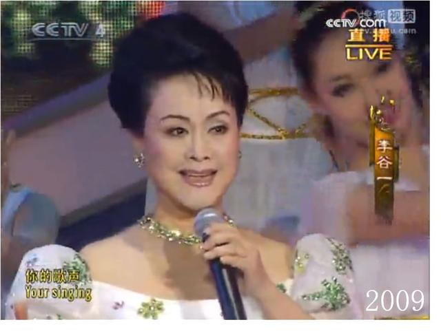 2010年，李谷一老师再次剪短了头发，感觉视觉上老了不少，这个造型让我想到了潘虹。