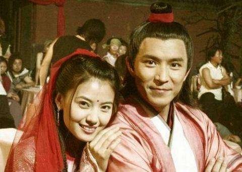 8.张无忌和赵敏,还能这么恩爱。