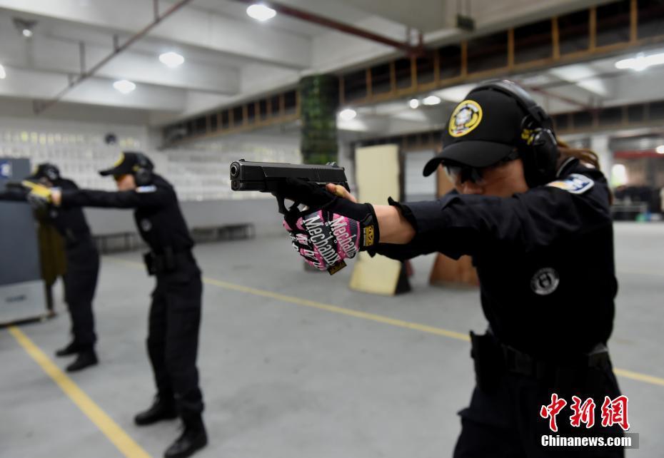 重庆女子特警队图片