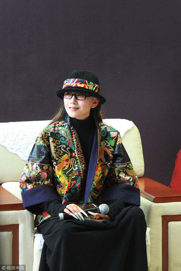 61岁的她状态依然很年轻。