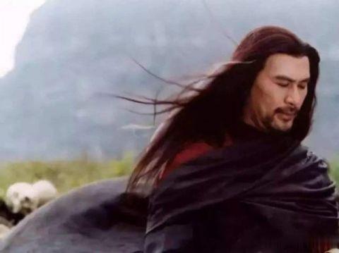 ”雷神“徐锦江