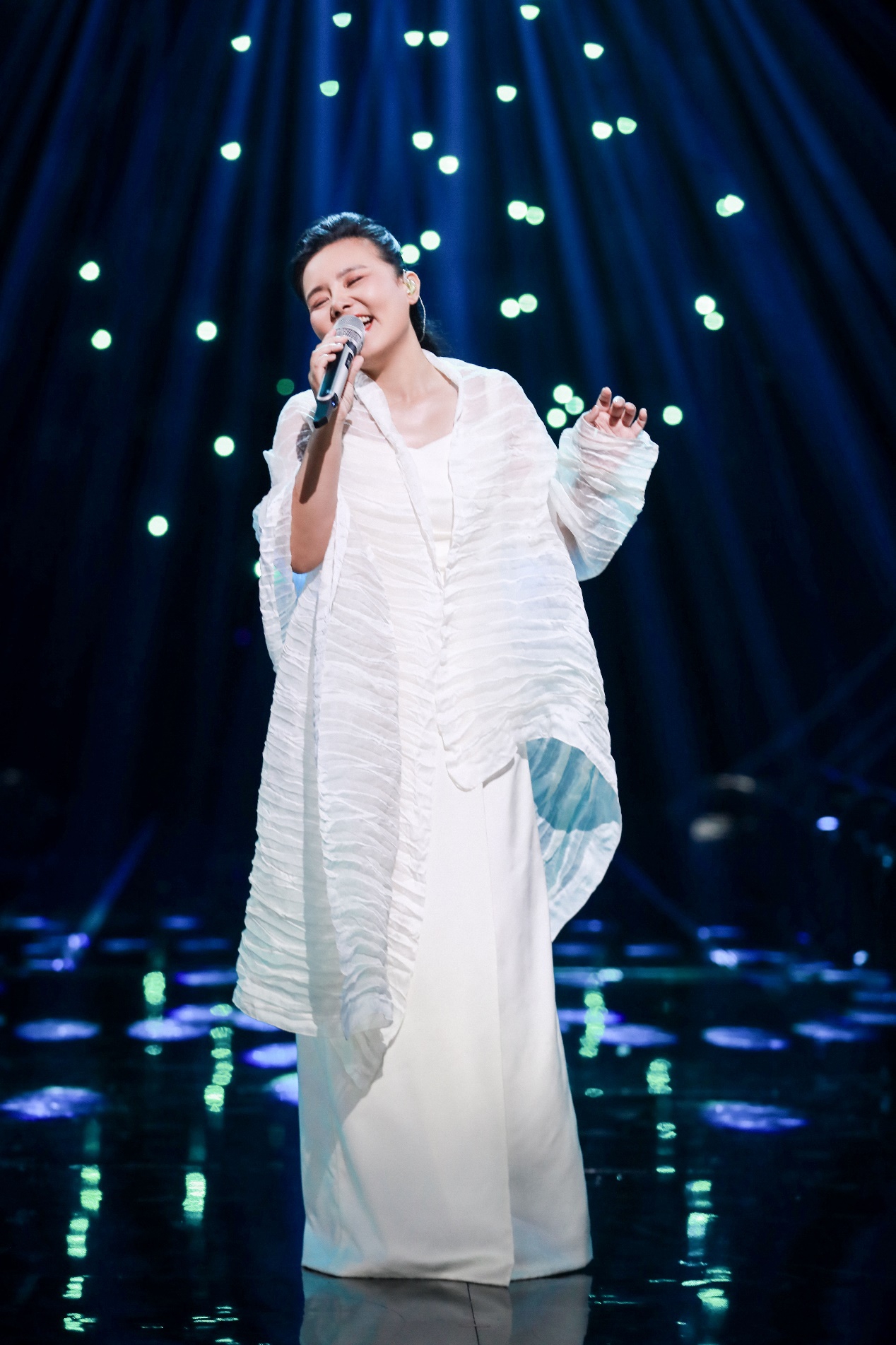 歌手2019龚琳娜终极补位回应神曲说