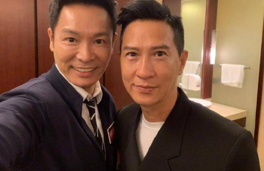 不管怎样，希望男神们都能越来越好、越来越优秀，也期待你们一起合作主演的《沉默的证人》热播！