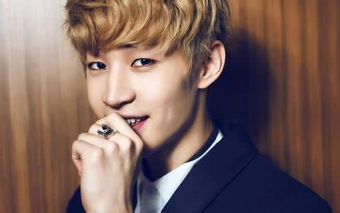 王嘉尔henry自爆用五种语言交流别人根本听不懂