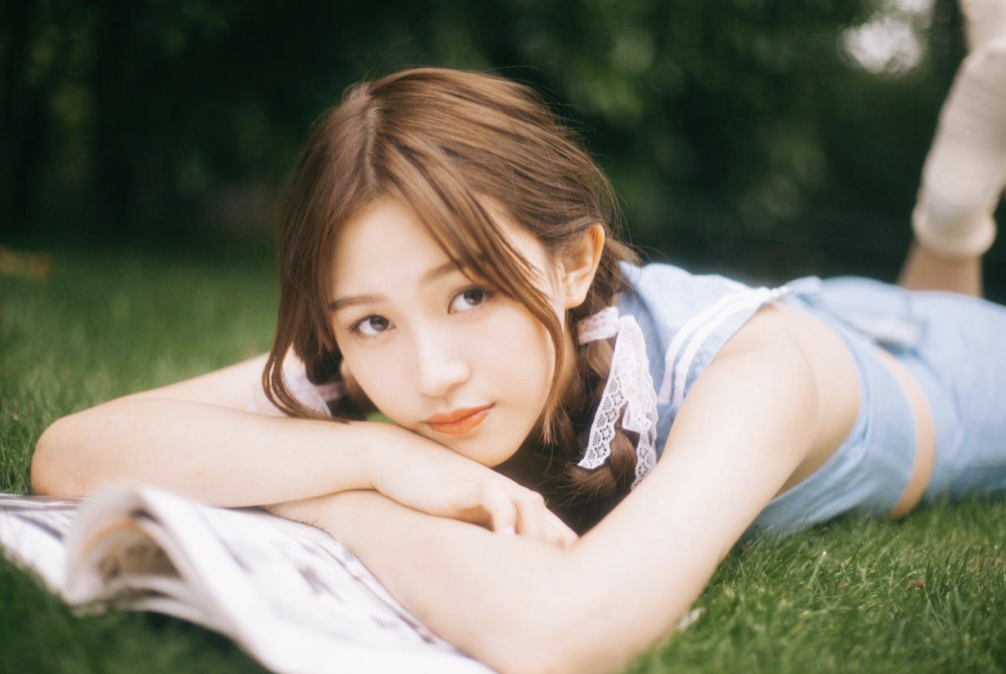 《哀乐女子天团》精灵鼓手陈洁怡入读中戏