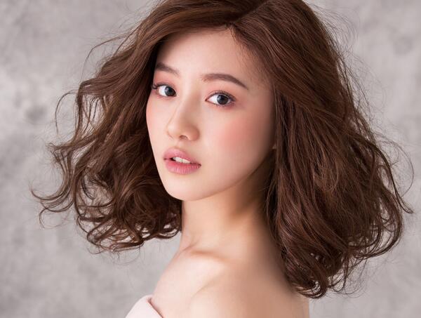 (王鹤润 饰 陈思)