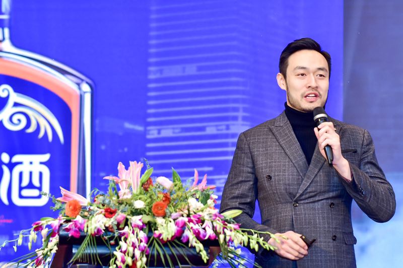 开山酒创始人唐炜把白酒带到西餐厅酒吧日料店和更多年轻人喜欢的地方