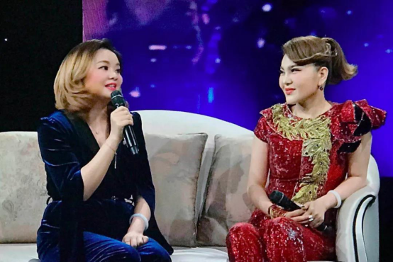 揭秘乌兰图雅和她的“知识型”经纪人