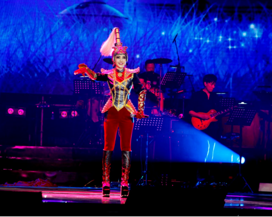 揭秘乌兰图雅和她的“知识型”经纪人