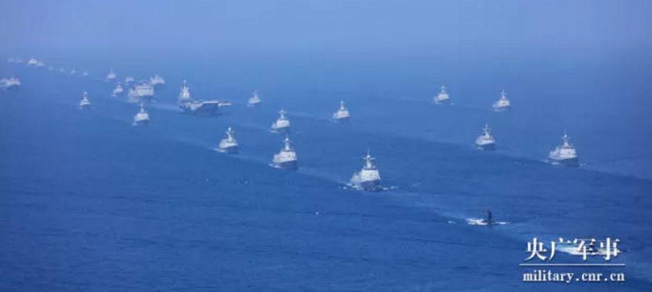 ★2018年4月12日，中央军委在南海海域隆重举行海上阅兵，展示人民海军崭新面貌。