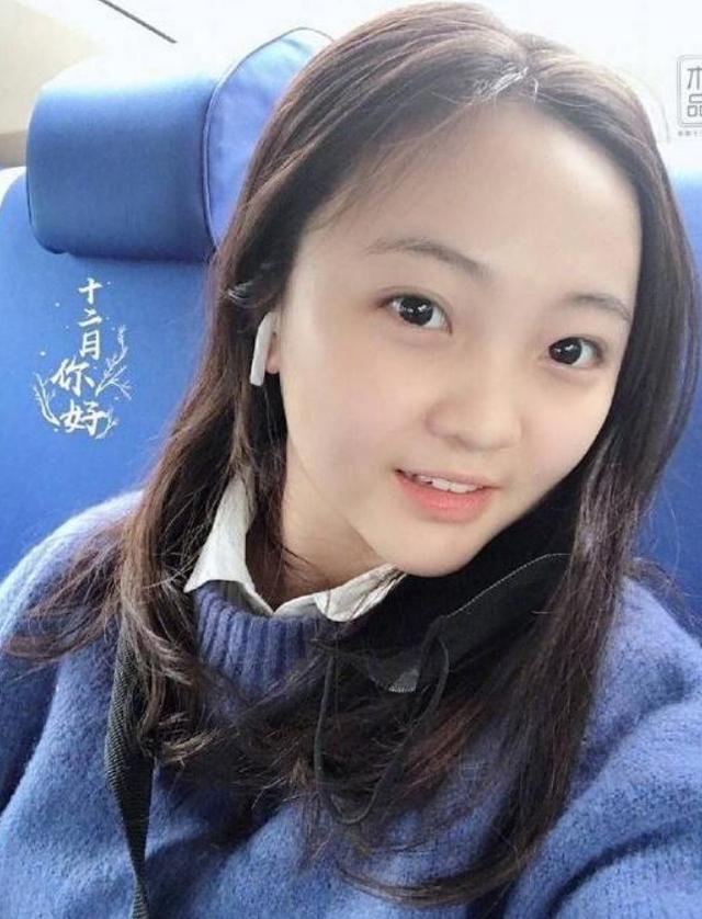 你觉得她们四个谁小时候最好看？谁长大了最好看？欢迎留言和大家一起讨论~