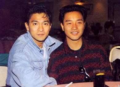 刘德华与张国荣，张欧巴的挚友，曾与哥哥同住一个小区。