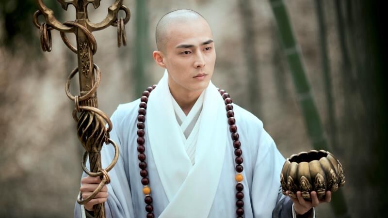 新白娘子传奇裴子添变身法海帅到想舔屏