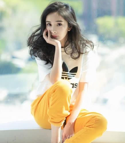 最后希望杨幂在之后能发展的更好，并且在之后能带给大家更多更好的作品。