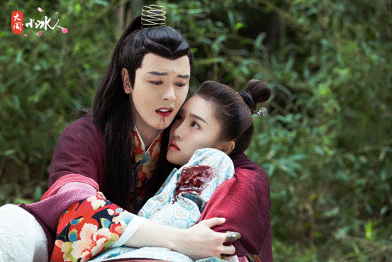 《大周小冰人》第一季收官 戴景耀女妆出场开启甜腻之旅