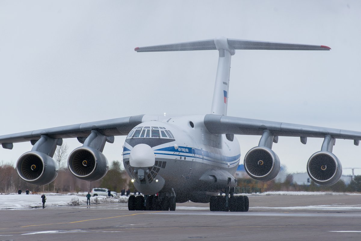 日前,俄羅斯首架伊爾-76md-90a機型正式服役.