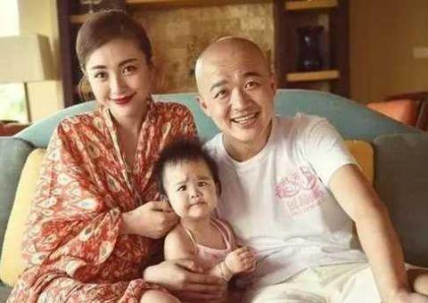 京夫妇给孩子起名为：吴所谓
