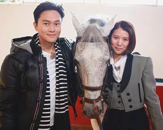 被迫营业的袁咏仪:够了吗?大哥!