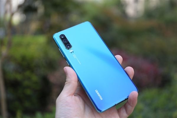 华为设定2019手机出货量2.5亿部 要成为全球第一