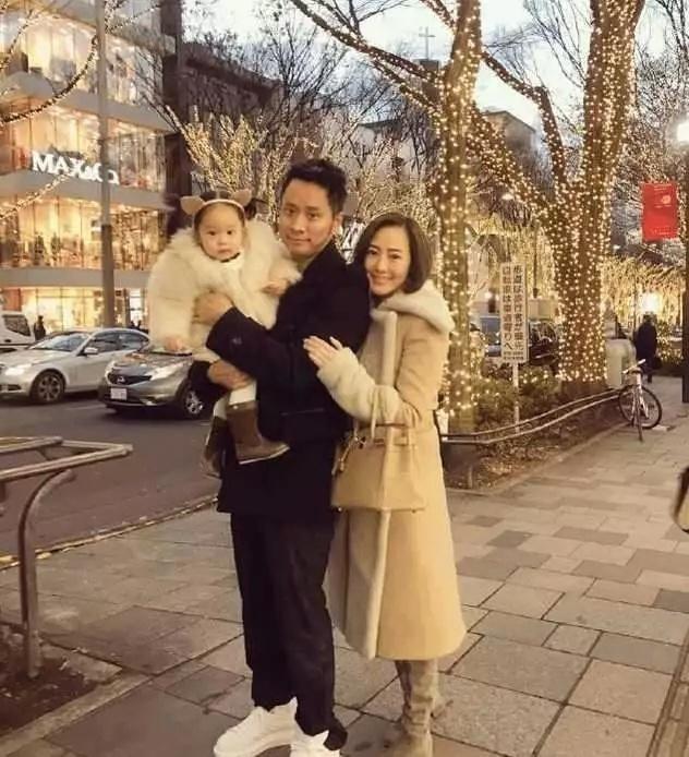 婚后的生活,关颖很少再混迹于娱乐圈,而是把造人计划提上日程。