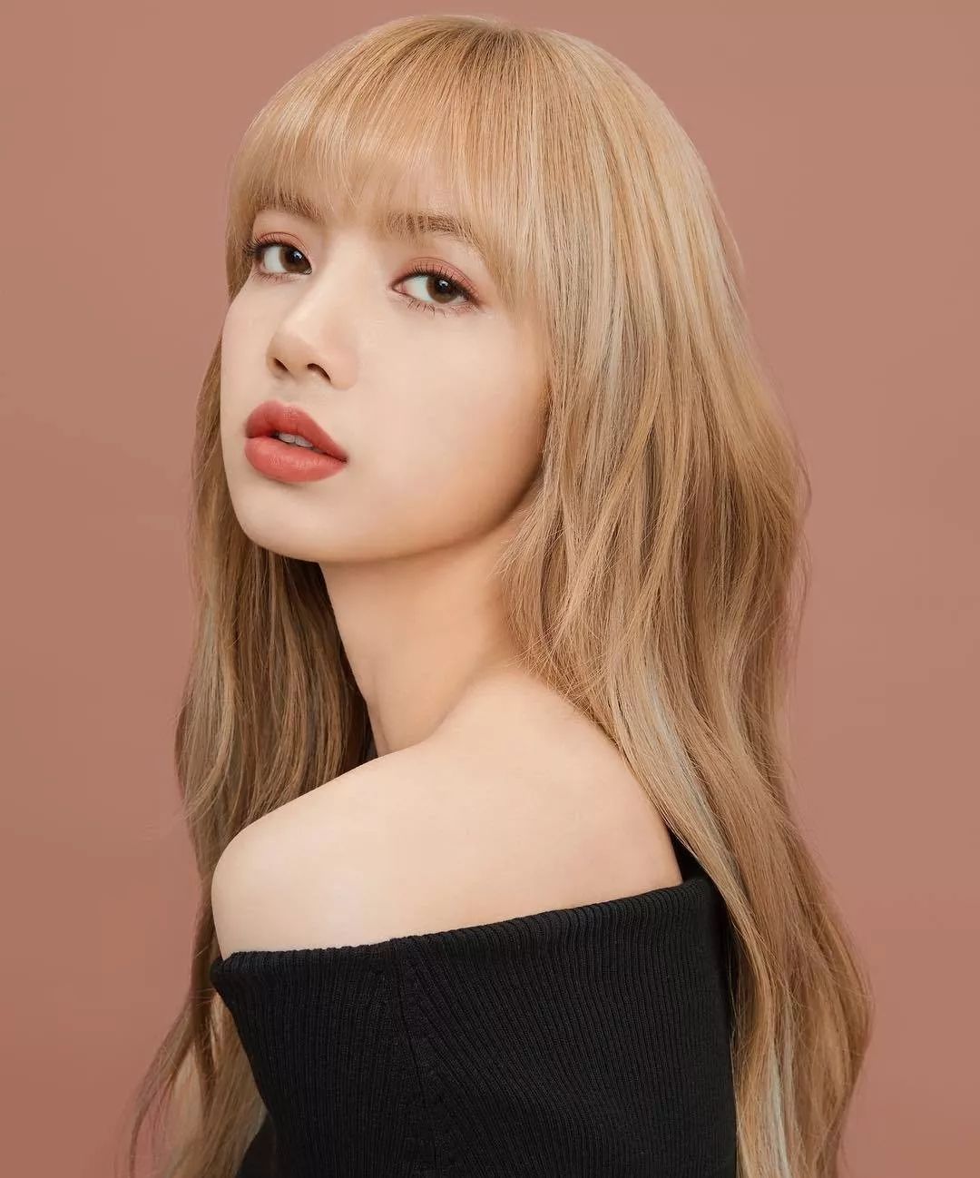 lalisa manoban 1997/3/27主领舞,副rapper
