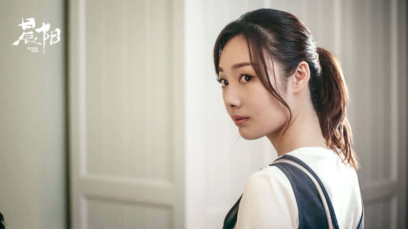 刘若嫣晨阳演绎女法医成该剧悬念关键线索