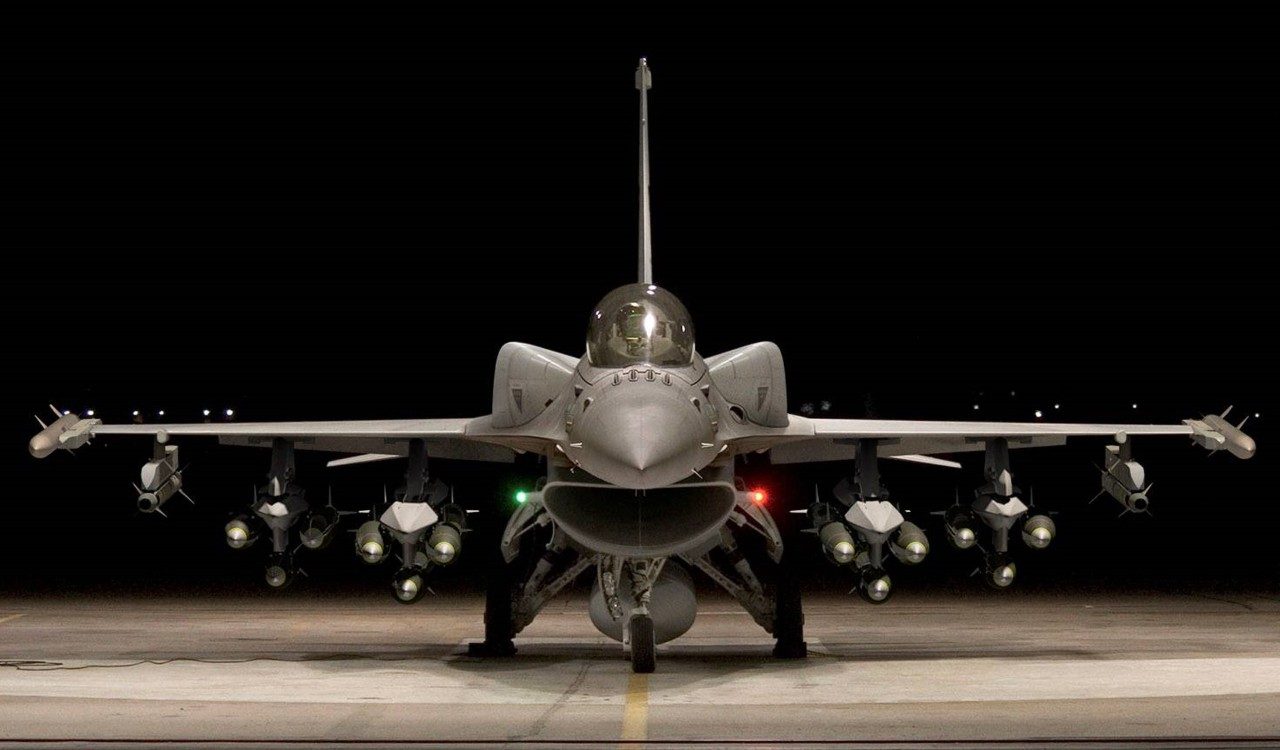 美国为台湾提供的F-16V战斗机升级方案