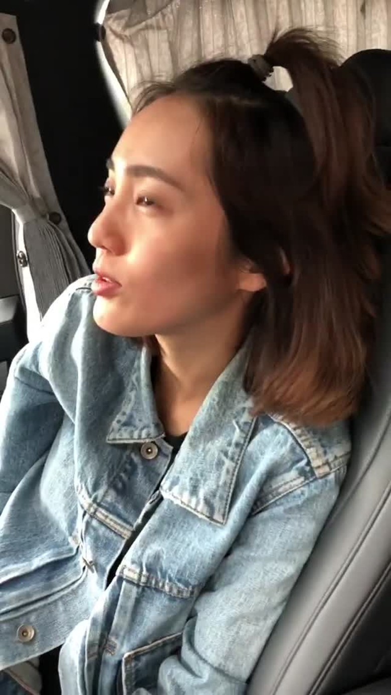 余文乐晒健身视频身材赞爆与王棠云打闹狂秀恩爱