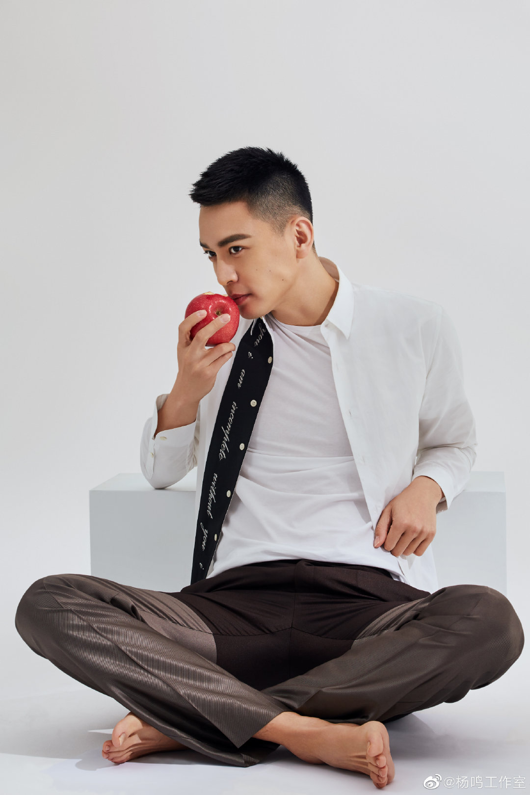 34岁杨鸣宣布退役:是时候跟这身球衣说拜拜