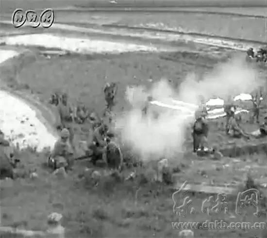 攻击福州的日军炮兵阵地(视频截图)