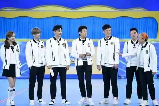 《奔跑吧（兄弟）》曾经也经历过换人，如离开了的王宝强和包贝尔，后来加入的鹿晗和迪丽热巴。