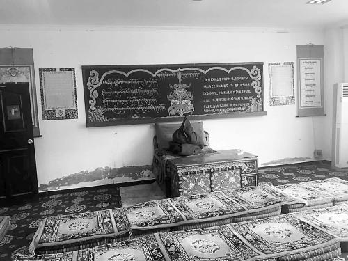 走进西藏五大寺庙，与僧人面对面