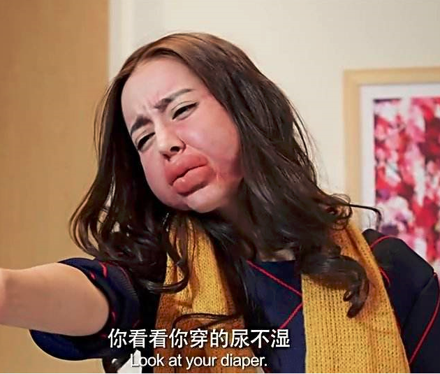 4、在《傲娇与偏见》中迪丽热巴饰演唐楠楠，对花粉过敏的她肿的全目全非，网友表示：认不出是她！