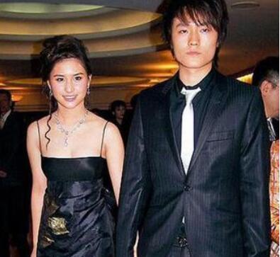 当时赌王还挺满意这位男生的。