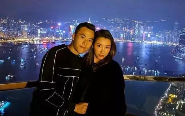 女儿秘密诞下,已经11个月大了。