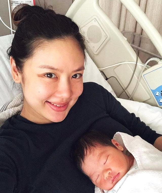 恭喜黎明前妻乐基儿产子!宝宝正面照胖嘟嘟,发量惹人羡慕