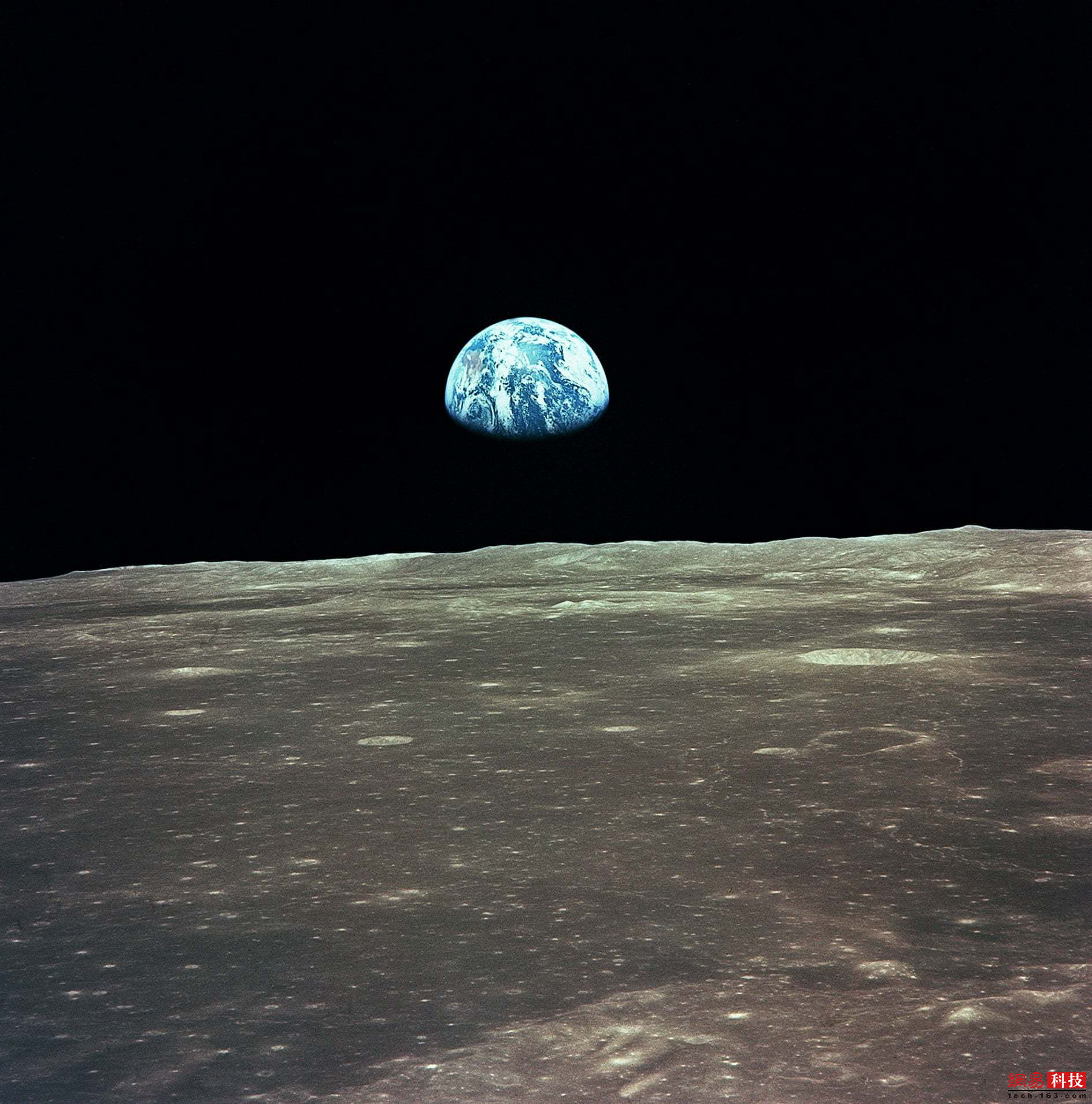 宇航员连牺牲都不怕，为什么从月球上看地球会感到无比恐惧？|阿姆斯特朗|阿波罗|月球_新浪新闻