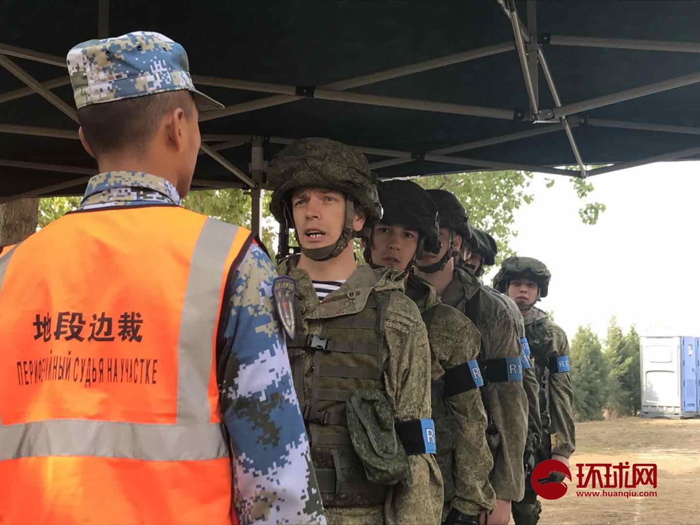 中国海军陆战队在青岛赢了战斗民族
